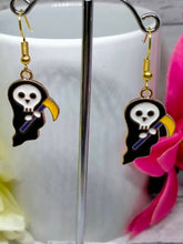 Load image into Gallery viewer, Grim Reaper Novelty Earrings
