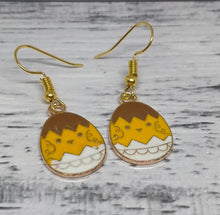 Load image into Gallery viewer, Chicken Easter Egg Earrings - Fun Holiday Jewellery for a Quirky Touch to Your Outfit
